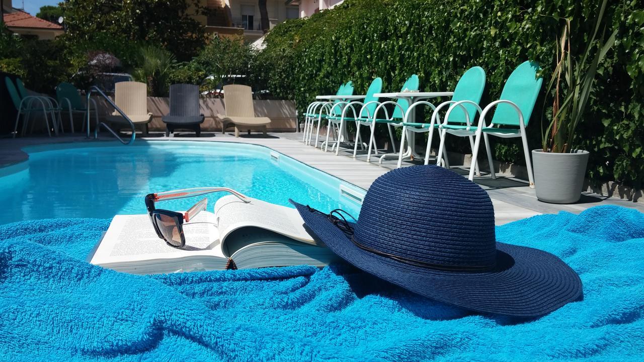 Hotel Condor-New 2024-Con Piscina Riccione Ngoại thất bức ảnh